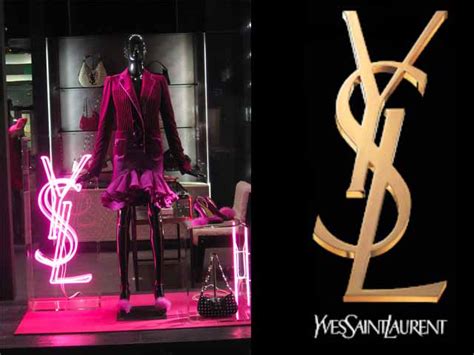 yves Saint Laurent thời trang